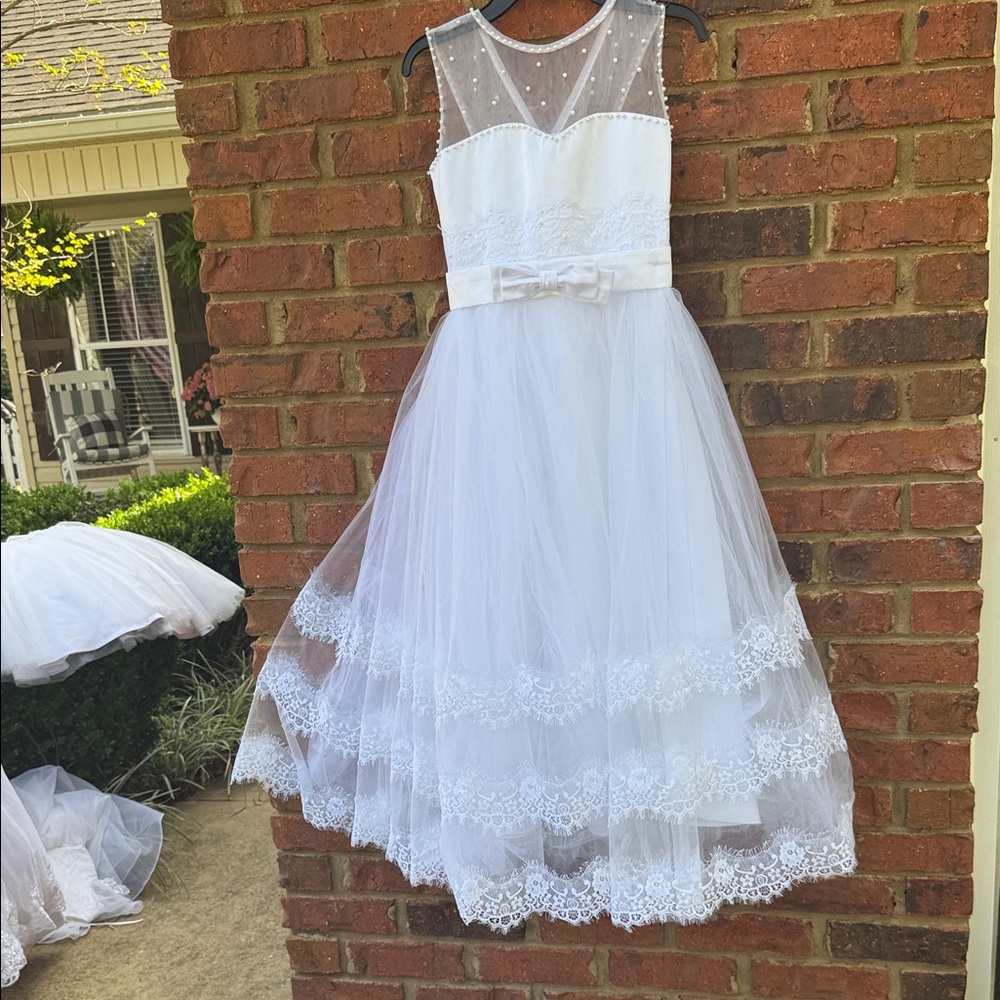 Communion Flower girl White Girls' Tulle Lace Dress with Bow size 8